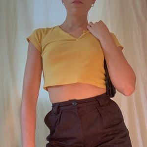 Yellow short sleeved Brandy Melville crop!